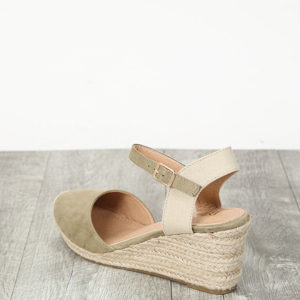 Round Toe Espadrille Wedge Low Platform Sandals - Picture 4 of 7